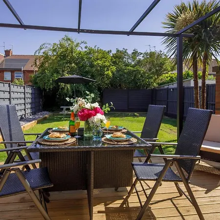 Hébergement de vacances The Dodsworth Modern 4 Bedroom House, Sleeps 8