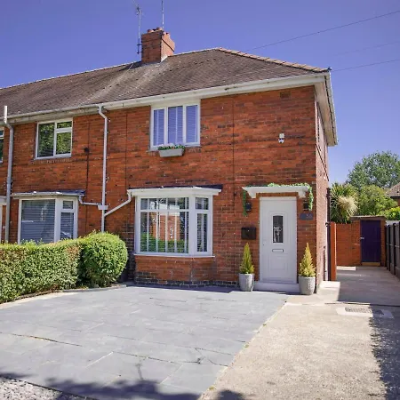 Сasa de vacaciones The Dodsworth Modern 4 Bedroom House, Sleeps 8 York