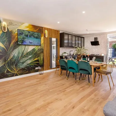 The Dodsworth Modern 4 Bedroom House, Sleeps 8 Prázdninový dům York